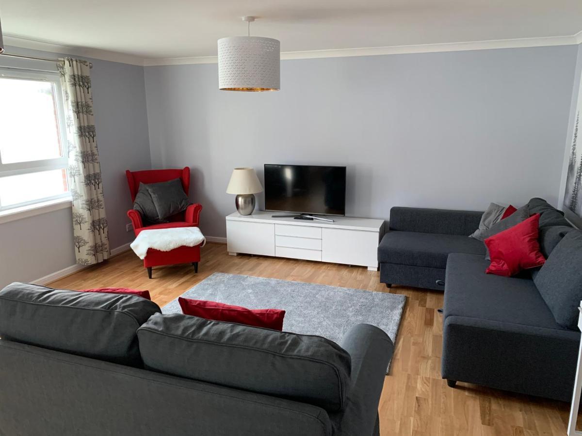 Flat One, 212 Eaglesham Road, East Kilbride, Glasgow Extérieur photo
